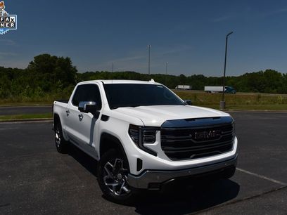 Used 2022 GMC Sierra 1500 SLT w/ SLT Premium Plus Package