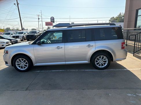 Used 2017 Ford Flex SE FWD image 8