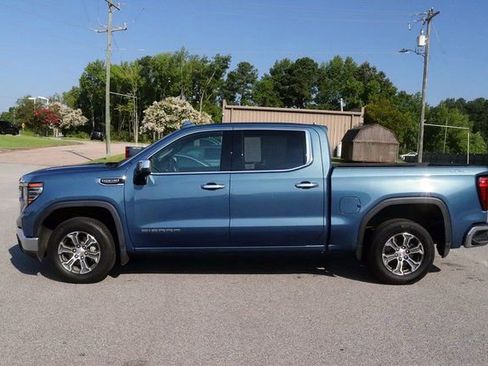 Used 2024 GMC Sierra 1500 SLT image 4