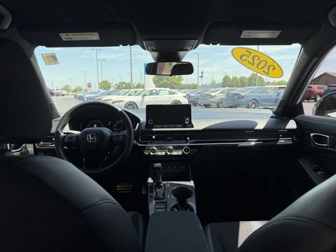 Used 2025 Honda Civic Sport image 18