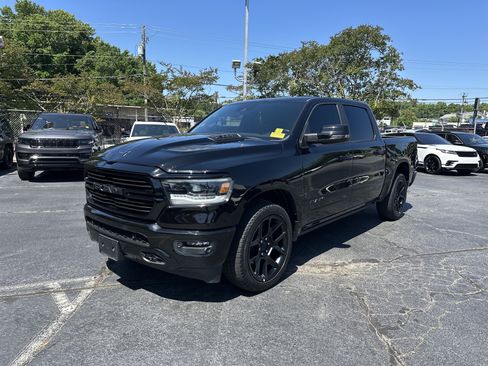 Used 2023 RAM 1500 Laramie AWD/4WD image 5