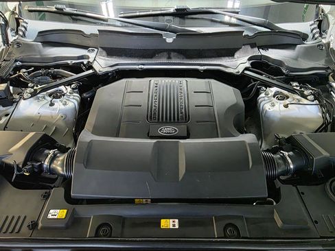 Used 2017 Land Rover Range Rover Sport SE AWD/4WD image 41
