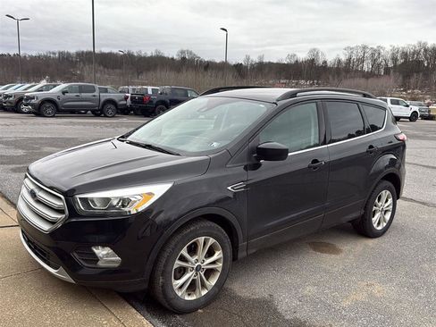 Used 2018 Ford Escape SEL w/ Ford Safe & Smart Package image 4