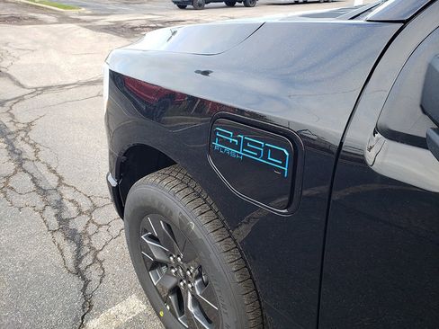 New 2025 Ford F150 Lightning Flash image 10