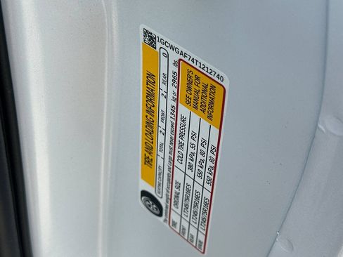 New 2026 Chevrolet Express 2500 w/ Driver Convenience Package RWD image 31
