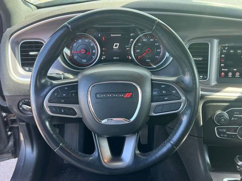 Used 2021 Dodge Charger SXT w/ Leather Interior Group image 34