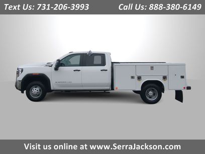 Used 2025 GMC Sierra 3500 Pro w/ Convenience Package