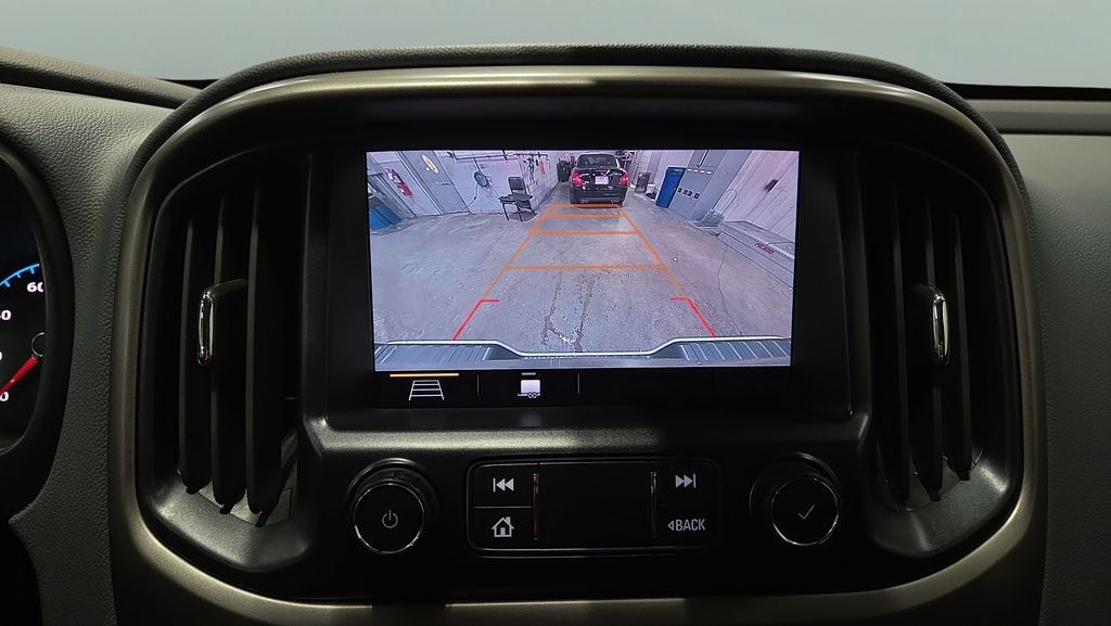 Used 2020 Chevrolet Colorado Z71 AWD/4WD image 14
