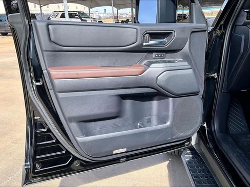 Used 2025 Toyota Land Cruiser w/ Premium Package image 25