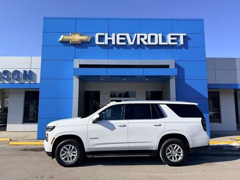 Used 2025 Chevrolet Tahoe LT AWD/4WD image 1