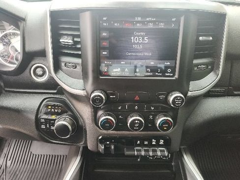 Used 2020 RAM 1500 Big Horn AWD/4WD image 24