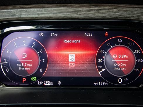 Used 2024 Volkswagen Atlas SEL Premium R-Line AWD/4WD image 38