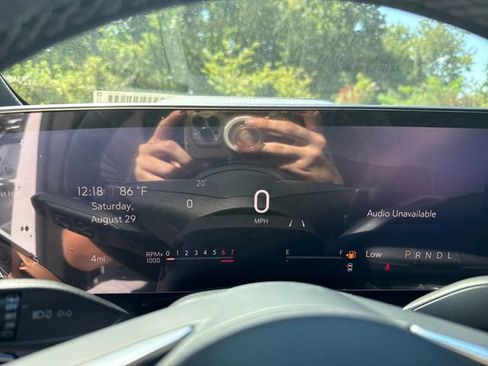 New 2027 Buick Enclave Sport Touring w/ Power Package FWD image 18