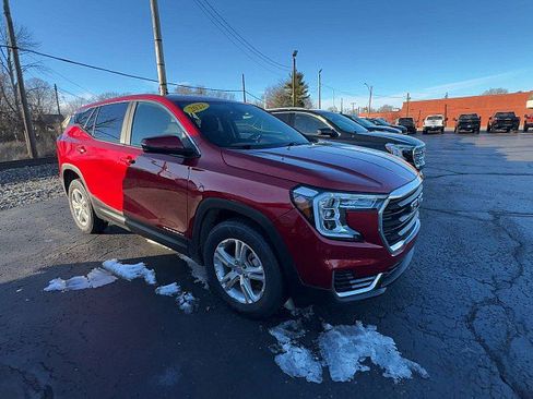 Used 2022 GMC Terrain SLE image 6