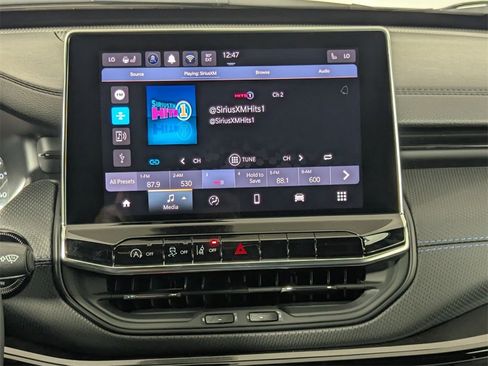 New 2026 Jeep Compass Latitude image 19