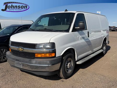 Used 2020 Chevrolet Express 2500 w/ Driver Convenience Package RWD image 1