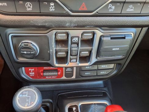 New 2026 Jeep Wrangler Unlimited Sport AWD/4WD image 9