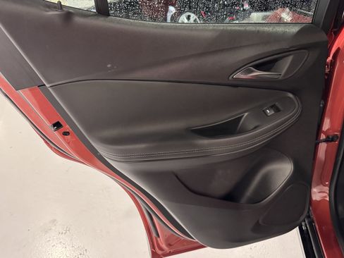 Used 2024 Buick Encore GX Sport Touring image 30