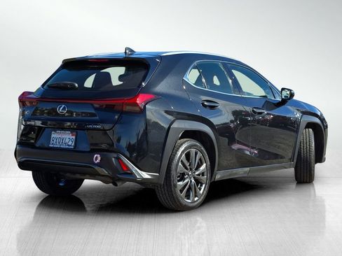 Used 2021 Lexus UX 200 F Sport w/ Accessory Package (Z2) image 4
