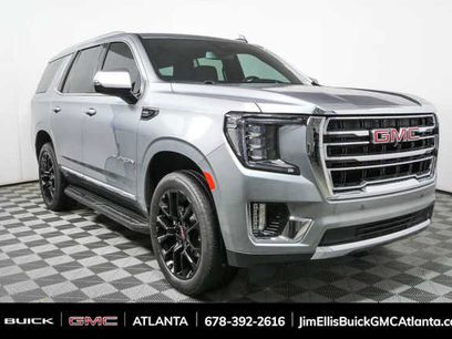 Used 2024 GMC Yukon SLT w/ SLT Luxury Package
