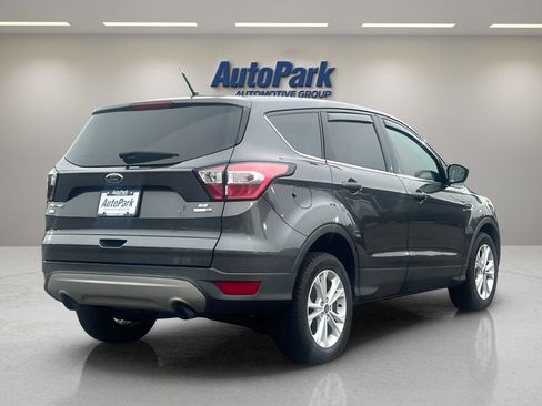 Used 2017 Ford Escape SE AWD/4WD image 7