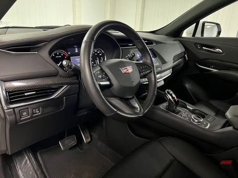 Certified 2023 Cadillac XT4 Sport w/ LPO, Onyx Lite Package image 14