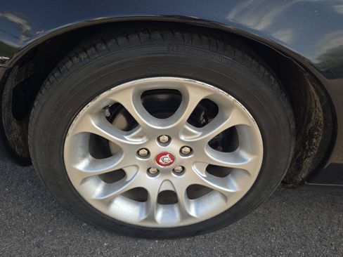 Used 2000 Jaguar XK8 Convertible RWD image 14