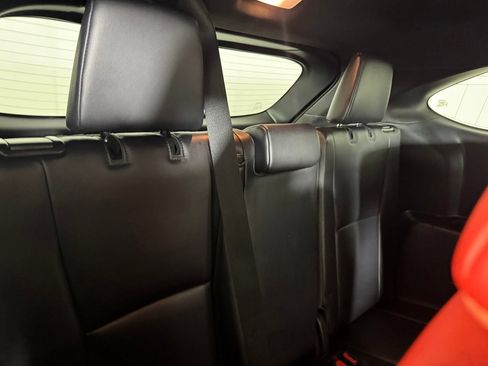 Used 2023 Toyota Highlander XSE FWD image 33
