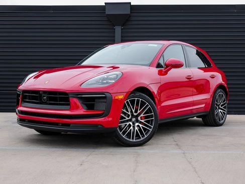 Certified 2026 Porsche Macan S AWD/4WD image 1