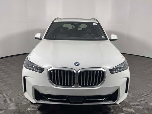 New 2026 BMW X5 xDrive40i w/ Parking Assistance Package image 5