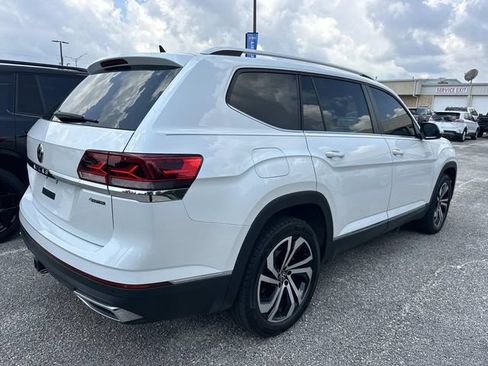 Used 2023 Volkswagen Atlas SEL AWD/4WD image 12