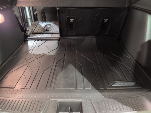 Used 2025 Chevrolet Trax RS w/ Driver Confidence Package image 35