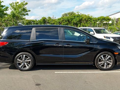 Used 2023 Honda Odyssey Touring image 8