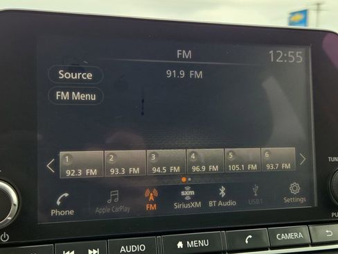 Certified 2025 Nissan Rogue SV image 18