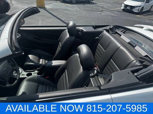 Used 2004 Ford Mustang GT RWD image 21