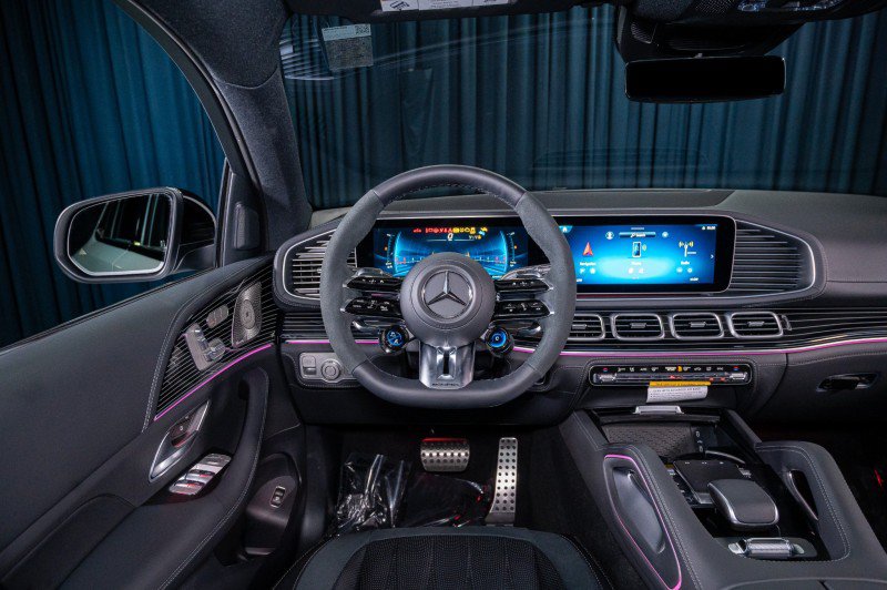 New 2026 Mercedes-Benz GLE 53 AMG 4MATIC Coupe image 14