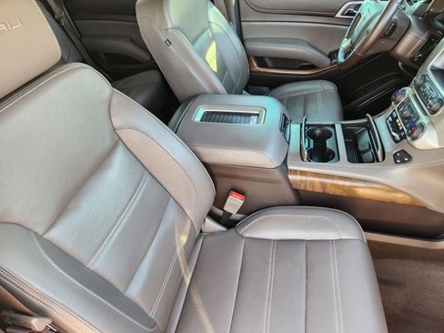 Used 2019 GMC Yukon Denali w/ Denali Ultimate Package image 23