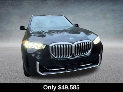 Used 2024 BMW X5 xDrive40i w/ Premium Package AWD/4WD image 4