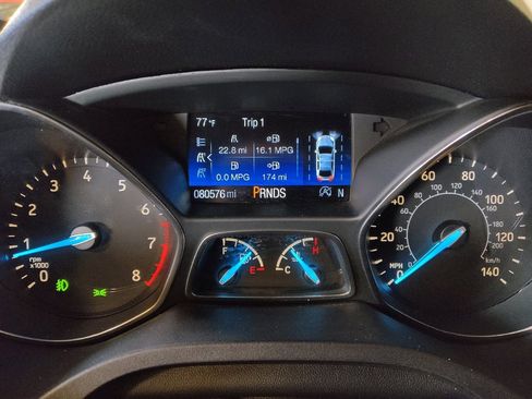 Used 2019 Ford Escape SE image 23