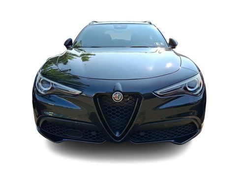 Used 2023 Alfa Romeo Stelvio Veloce AWD/4WD image 2