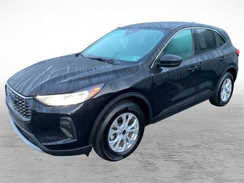 Used 2023 Ford Escape Active AWD/4WD image 6
