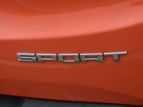 Used 2016 Jeep Renegade Sport w/ Power & Air Group FWD image 13