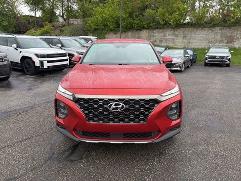 Used 2019 Hyundai Santa Fe SE w/ Cargo Package AWD/4WD image 2