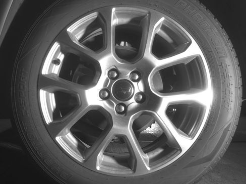 Used 2025 Jeep Compass Limited image 14