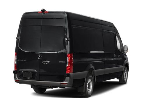 Used 2025 Mercedes-Benz Sprinter 2500 image 2
