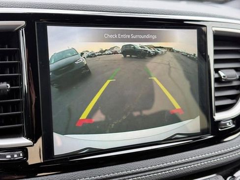 New 2026 Chrysler Pacifica Select w/ S Appearance Package FWD image 16