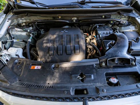 Used 2020 Mitsubishi Eclipse Cross ES image 34