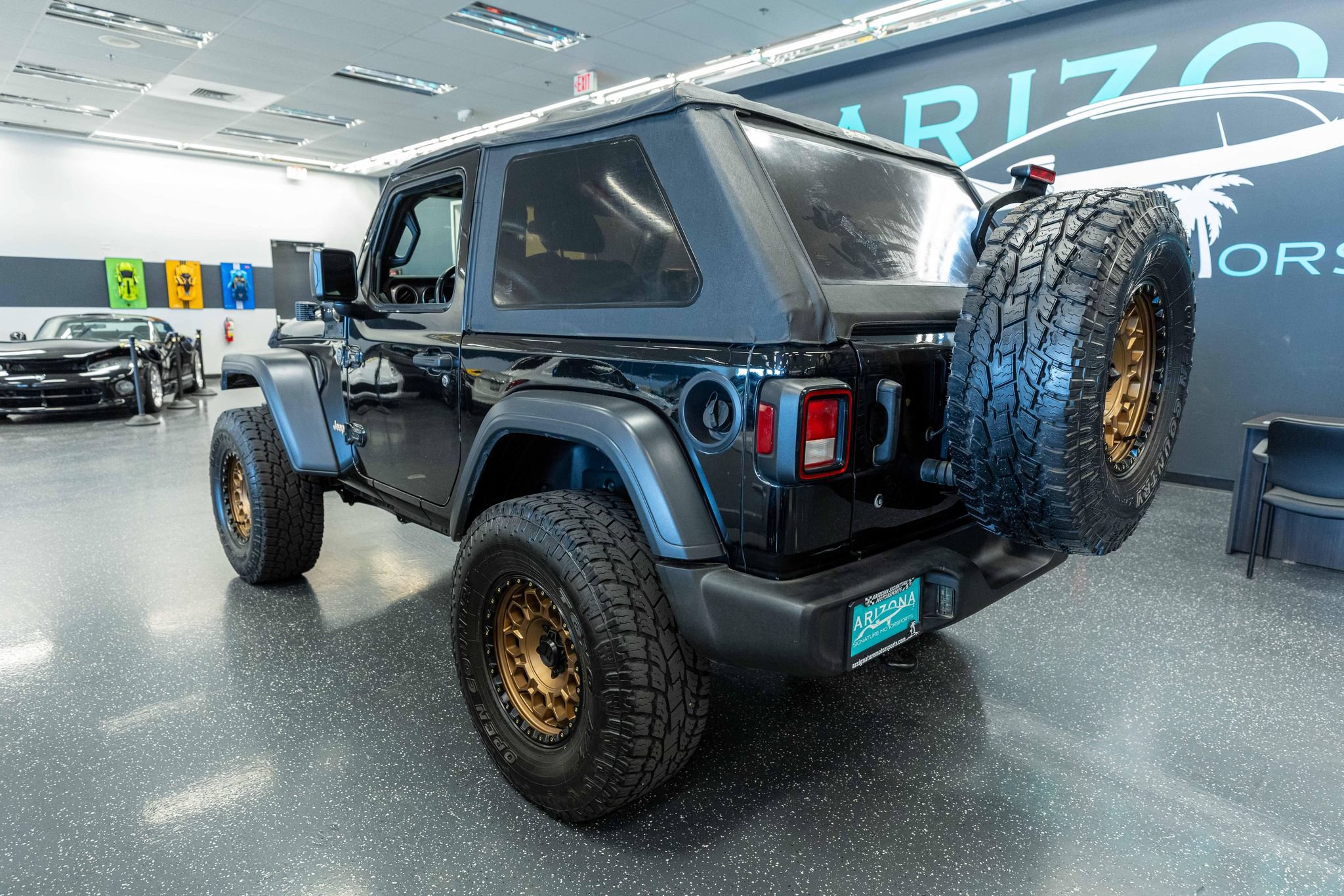 Used 2020 Jeep Wrangler Sport AWD/4WD image 7