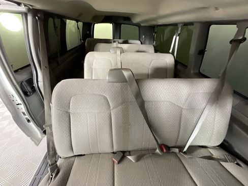 Used 2014 GMC Savana 3500 LT w/ LT Preferred Equipment Group image 21