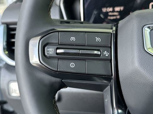 New 2026 GMC Terrain AT4 w/ Technology Package II AWD/4WD image 21